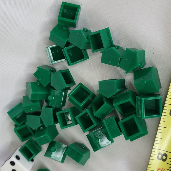 Monopoly Red Green houses dice 48 replacement pieces plastic - Picture 3 of 6